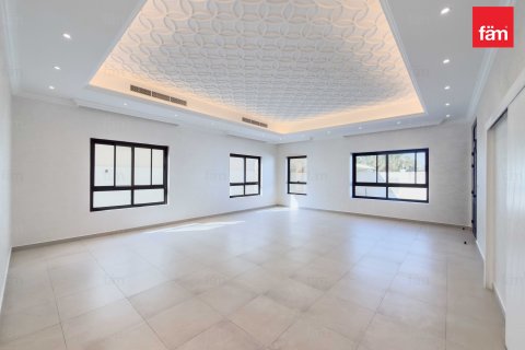 Villa à louer à Al Barsha, Dubai, EAU 6 chambres, 1393.5 m2 № 668894 - photo 22