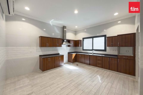 Villa à louer à Al Barsha, Dubai, EAU 6 chambres, 1393.5 m2 № 668894 - photo 9