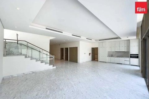 Villa Dubaijā, AAE 4 istabas, 642.5 m2 Nr. 766262