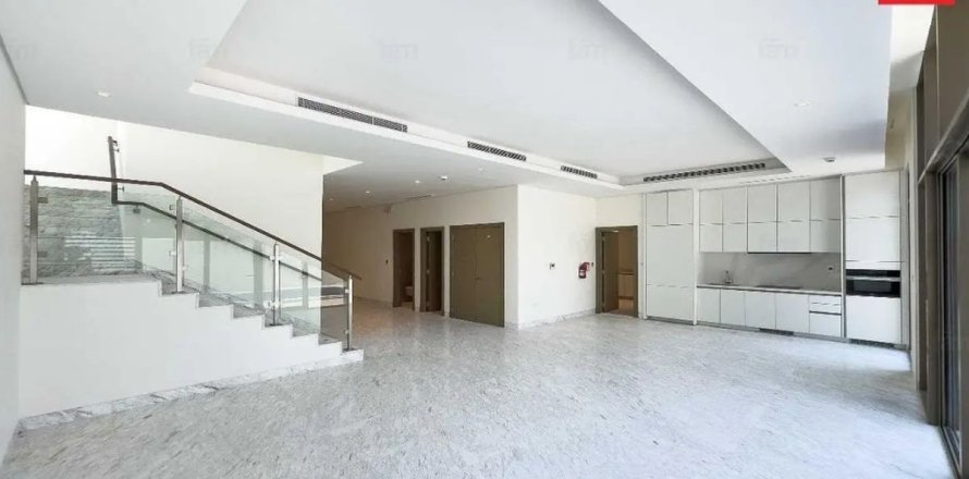 Villa en Dubai, EAU 4 dormitorios, 642.5 m² № 766262
