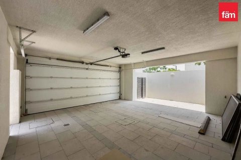 Villa en alquiler en Dubai, EAU 4 dormitorios, 642.5 m2 № 766262 - foto 8