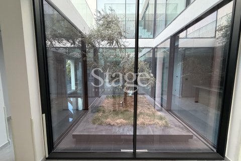 Villa til salgs i Al Barari, Dubai, Emiratene 5 soverom, 442 kvm Nr. 662116 - Foto 5