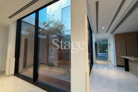 Villa til salgs i Al Barari, Dubai, Emiratene 5 soverom, 442 kvm Nr. 662116 - Foto 12