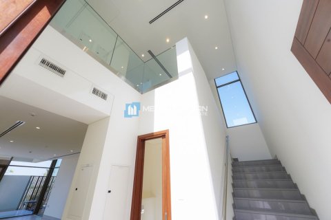 Shtëpi në qytet në Abu Dhabi, Emiratet e Bashkuara Arabe 3 dhoma gjumi, 228.7 m2. № 662121 - Foto 15