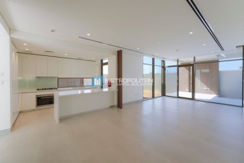 Shtëpi në qytet në Abu Dhabi, Emiratet e Bashkuara Arabe 3 dhoma gjumi, 228.7 m2. № 662121 - Foto 13