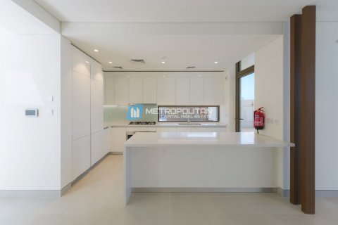 Shtëpi në qytet në Abu Dhabi, Emiratet e Bashkuara Arabe 3 dhoma gjumi, 228.7 m2. № 662121 - Foto 17