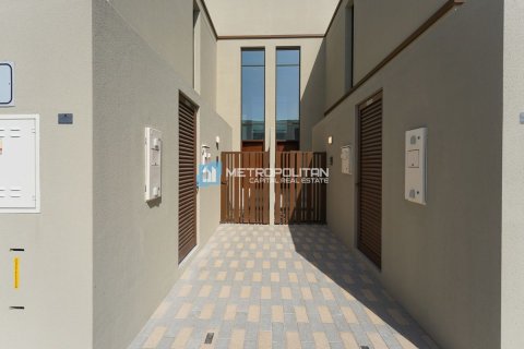 Shtëpi në qytet në Abu Dhabi, Emiratet e Bashkuara Arabe 3 dhoma gjumi, 228.7 m2. № 662121 - Foto 5