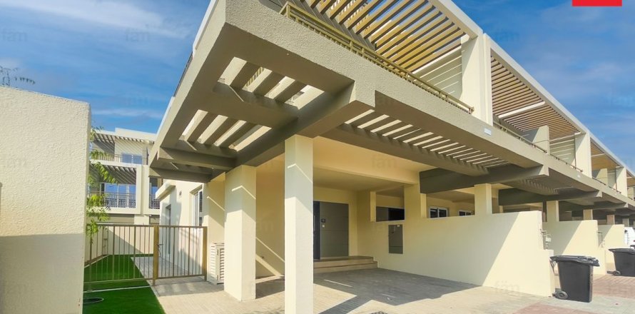 阿联酋 Dubai 联排别墅  3 卧, 180.7 平方米 , 编号 678233