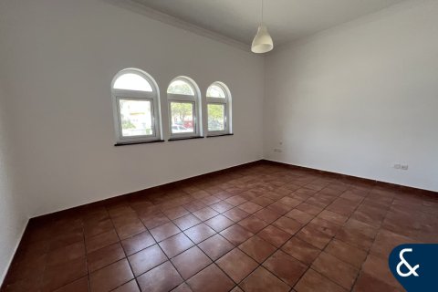 Vila v The Villa, Dubai, SAE 5 spální, 660 m2 č. 671443 - Fotografia 5