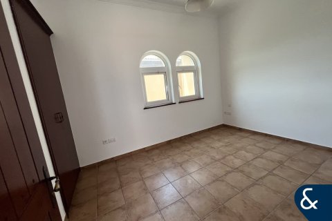 Vila v The Villa, Dubai, SAE 5 spální, 660 m2 č. 671443 - Fotografia 18