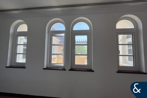 Vila v The Villa, Dubai, SAE 5 spální, 660 m2 č. 671443 - Fotografia 11