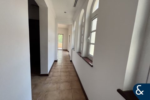 Vila v The Villa, Dubai, SAE 5 spální, 660 m2 č. 671443 - Fotografia 14