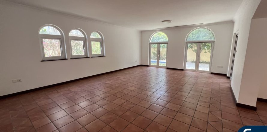 Vila v The Villa, Dubai, SAE 5 spální, 660 m2 č. 671443