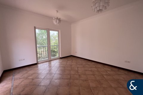 Vila v The Villa, Dubai, SAE 5 spální, 660 m2 č. 671443 - Fotografia 19