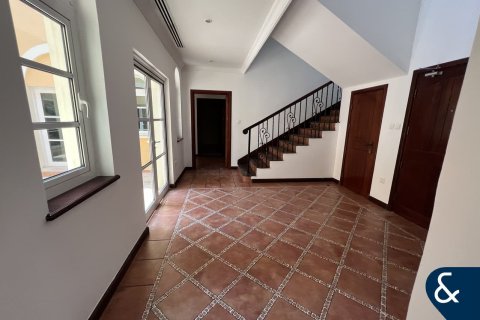 Vila v The Villa, Dubai, SAE 5 spální, 660 m2 č. 671443 - Fotografia 6