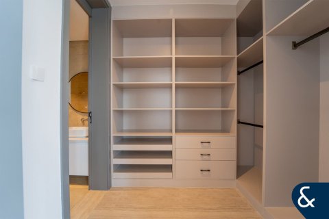 Зняти в оренду віллу в Аль-Барари, Дубай, ОАЕ 4 спальні, 459м2, № 671363 - фото 9