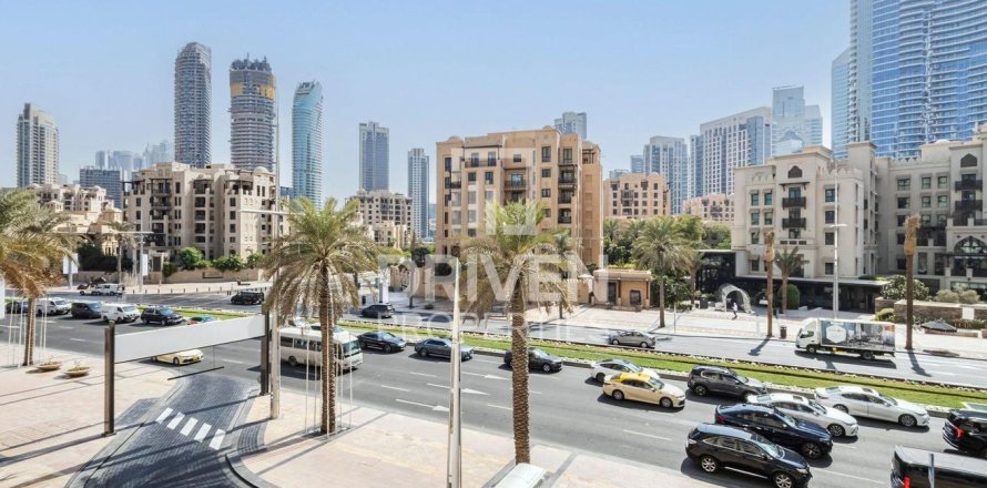 Apartament în Downtown Dubai (Downtown Burj Dubai), Dubai, EAU 3 dormitoare, 247 mp.  №684454