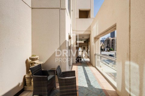 Apartament de închiriat în Downtown Dubai (Downtown Burj Dubai), Dubai, EAU 3 dormitoare, 247 mp.  №684454 - poză 15