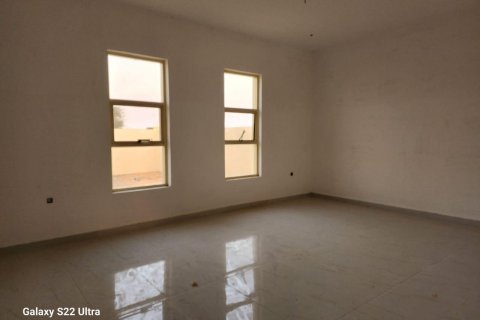 Villa te koop in Seih Al Uraibi, Ras Al Khaimah, VAE 4 slaapkamers, 929 vr.m., nr 656912 - foto 7