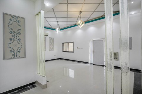 Al Riffa, Ras Al Khaimah, BAE’de satılık вилла 4 yatak odası, 855 m&sup2; No 656911 - fotoğraf 8