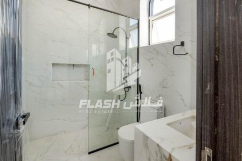 Villa sa Seih Al Ghubb, Ras Al Khaimah, UAE 5 silid-tulugan, 1394 sq.m. № 656908 - larawan 5