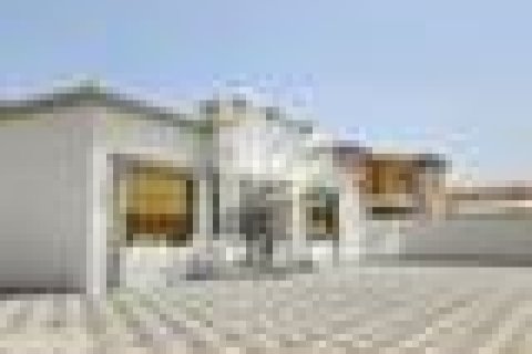 Villa te koop in Al Dhait, Ras Al Khaimah, VAE 4 slaapkamers, 418 vr.m., nr 656906 - foto 6