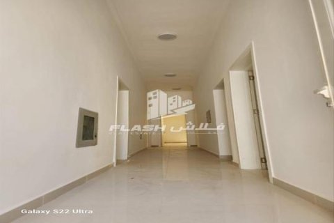 Villa te koop in Al Dhait, Ras Al Khaimah, VAE 4 slaapkamers, 418 vr.m., nr 656906 - foto 11