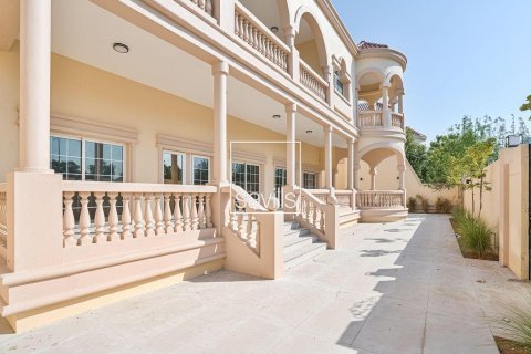 Vila v Al Mina, Abu Dhabi, SAE 5 ložnice, 1149.95 m² Č.: 764838 - fotografie 19
