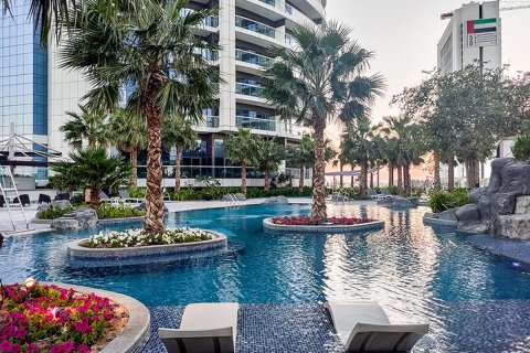 Lägenhet till försäljning i Business Bay, Dubai, UAE 3 sovrum, 162.2 kvm Nr. 685936 - fotografi 21