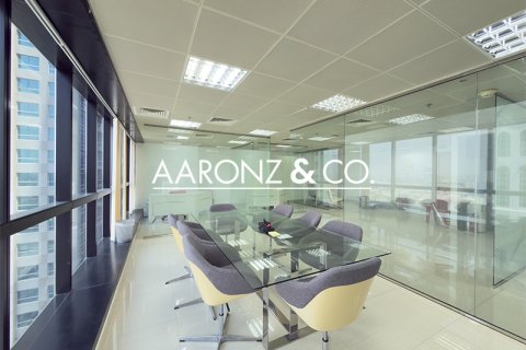 Kancelária v Jumeirah Lake Towers, Dubai, SAE 95.1 m2 č. 670637 - Fotografia 4