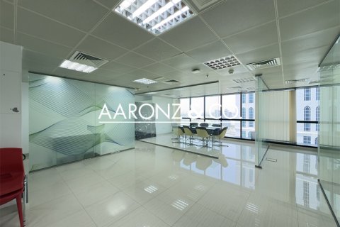 Kancelária v Jumeirah Lake Towers, Dubai, SAE 95.1 m2 č. 670637 - Fotografia 5