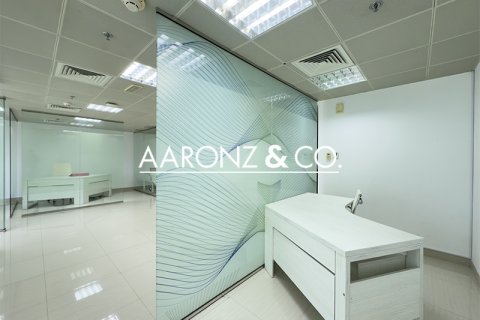 Kancelária v Jumeirah Lake Towers, Dubai, SAE 95.1 m2 č. 670637 - Fotografia 8