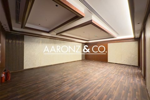 Oficina en alquiler en Business Bay, Dubai, EAU 198.7 m2 № 670623 - foto 7