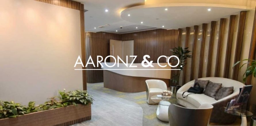 Oficina en Business Bay, Dubai, EAU 281.5 m² № 670622