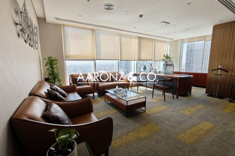 Oficina en alquiler en Business Bay, Dubai, EAU 281.5 m2 № 670622 - foto 2