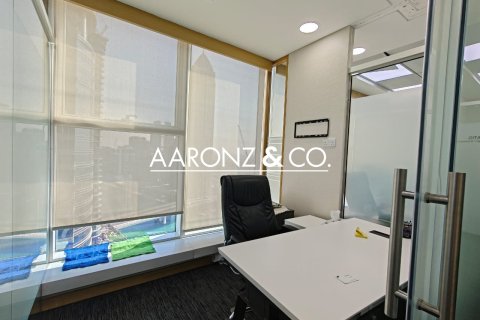 Oficina en alquiler en Business Bay, Dubai, EAU 254.9 m2 № 670620 - foto 12