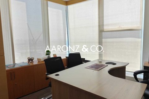 Oficina en alquiler en Business Bay, Dubai, EAU 254.9 m2 № 670620 - foto 14