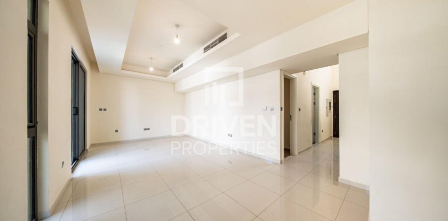Shtëpi në qytet në Dubai, Emiratet e Bashkuara Arabe 3 dhoma gjumi, 175.03 m2. № 744101
