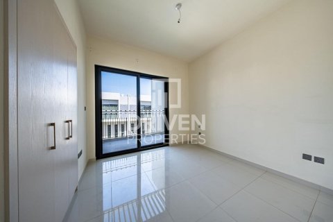 Shtëpi në qytet në Dubai, Emiratet e Bashkuara Arabe 3 dhoma gjumi, 175.03 m2. № 744101 - Foto 9
