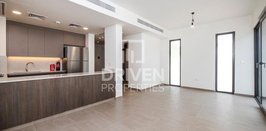 Таунхаус в Tilal Al Ghaf, Дубай, ОАЭ 4 спальни, 222м2 № 655371