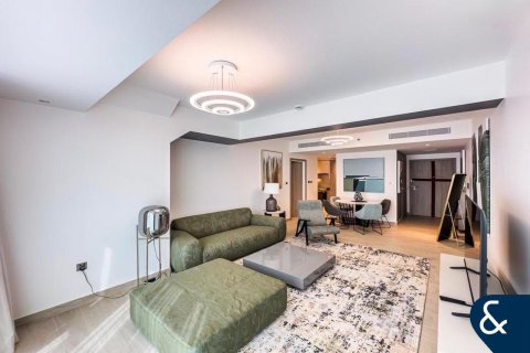 Apartment in Jumeirah Lake Towers, Dubai, UAE 1 bedroom, 80 sq.m. № 698124 - photo 2