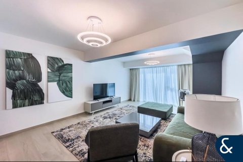 Apartment in Jumeirah Lake Towers, Dubai, UAE 1 bedroom, 80 sq.m. № 698124 - photo 5