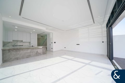 Villa itt: Jumeirah Golf Estates, Dubai, EAE, 4 hálószoba, 245 m², azonosító: 698128 - fénykép 7