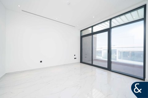 Villa itt: Jumeirah Golf Estates, Dubai, EAE, 4 hálószoba, 245 m², azonosító: 698128 - fénykép 14