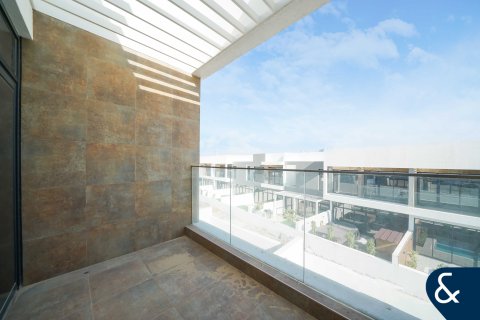 Villa itt: Jumeirah Golf Estates, Dubai, EAE, 4 hálószoba, 245 m², azonosító: 698128 - fénykép 16