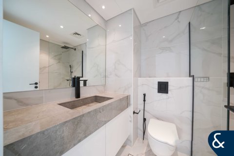 Villa itt: Jumeirah Golf Estates, Dubai, EAE, 4 hálószoba, 245 m², azonosító: 698128 - fénykép 13