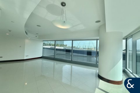 Appartamento in affitto a World Trade Center, Dubai, EAU 2 camere da letto, 162 mq. № 698127 - foto 4