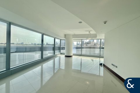 Appartamento in affitto a World Trade Center, Dubai, EAU 2 camere da letto, 162 mq. № 698127 - foto 3