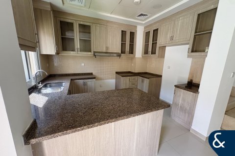 Villa til leje i Dubai Land, Dubai, UAE 2 soveværelser, 174 kvm № 698126 - foto 3