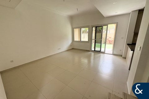 Villa til leje i Dubai Land, Dubai, UAE 2 soveværelser, 174 kvm № 698126 - foto 5